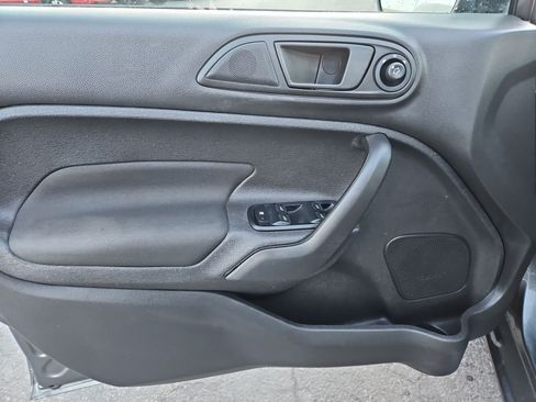 Used 2019 Ford Fiesta SE image 15