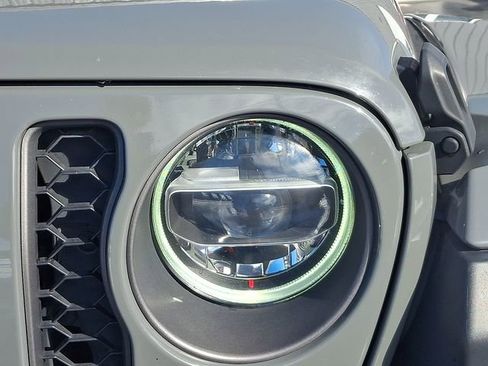 Used 2021 Jeep Wrangler Unlimited Rubicon w/ Dual Top Group image 9