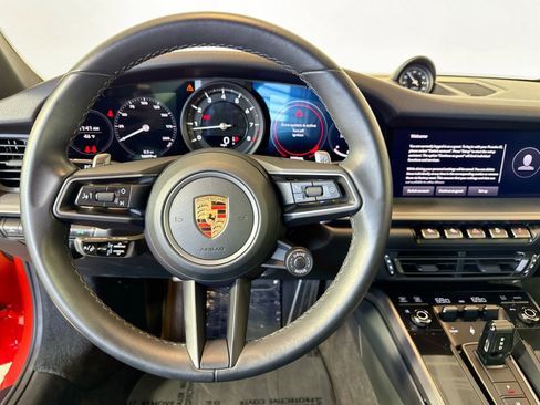 Used 2022 Porsche 911 Carrera image 13