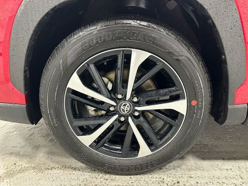 Used 2025 Toyota Corolla Cross AWD Hybrid w/ Convenience Package image 63