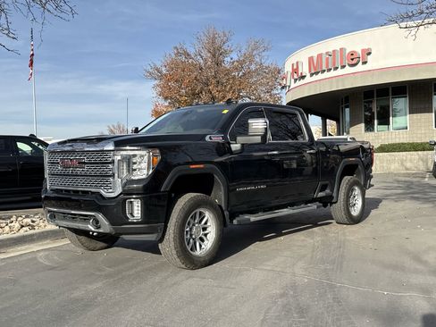 Used 2020 GMC Sierra 3500 Denali w/ Denali Ultimate Package image 1