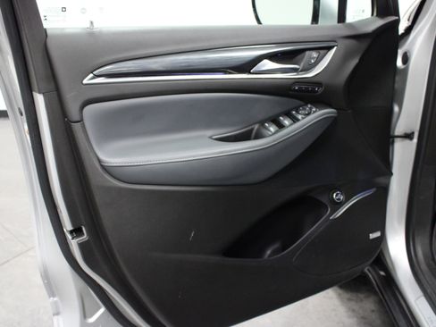 Used 2021 Buick Enclave Premium w/ Sun and Sites Package image 11