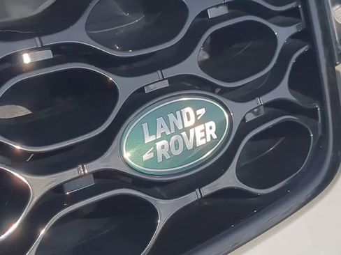 Certified 2025 Land Rover Discovery Sport Dynamic SE image 12