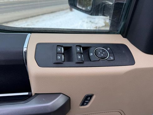 Used 2019 Ford F350 XLT w/ XLT Value Package image 21