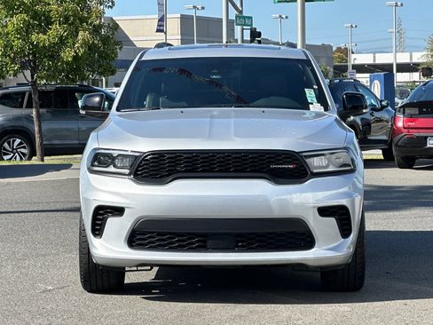 Used 2024 Dodge Durango GT RWD image 9