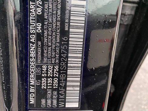 Used 2025 Mercedes-Benz C 300 4MATIC Sedan image 24