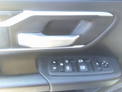Used 2022 RAM 1500 Big Horn AWD/4WD image 15