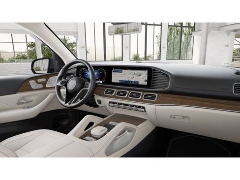 New 2026 Mercedes-Benz GLS 450 4MATIC image 6