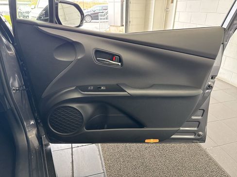 Certified 2017 Toyota Prius Four Touring image 46