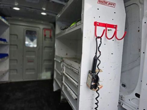 Used 2020 Ford Transit 250 Medium Roof image 12