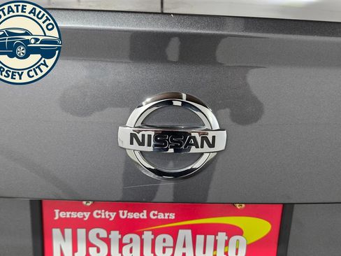 Used 2021 Nissan Versa S FWD image 29