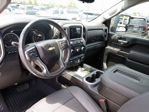 Used 2021 Chevrolet Silverado 3500 LTZ w/ LTZ Plus Package image 15