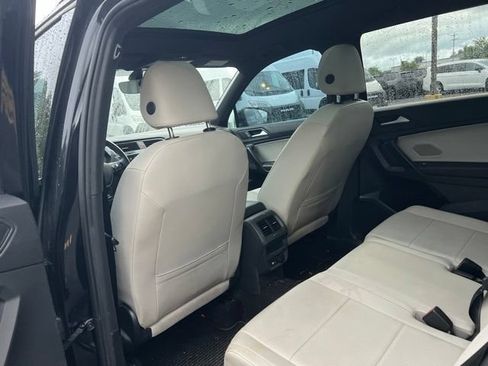 Used 2021 Volkswagen Tiguan SE R-Line AWD/4WD image 12