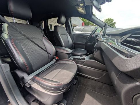 Used 2025 Ford Escape ST-Line AWD/4WD image 30