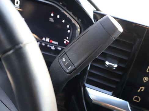 Certified 2024 GMC Sierra 1500 SLT image 19