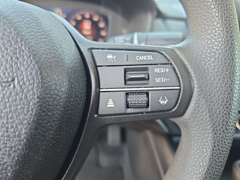 Used 2025 Honda Accord SE image 17