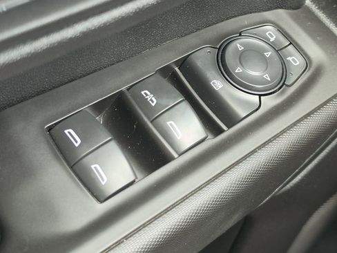 Used 2021 GMC Sierra 2500 4x4 Crew Cab w/ Convenience Package image 16