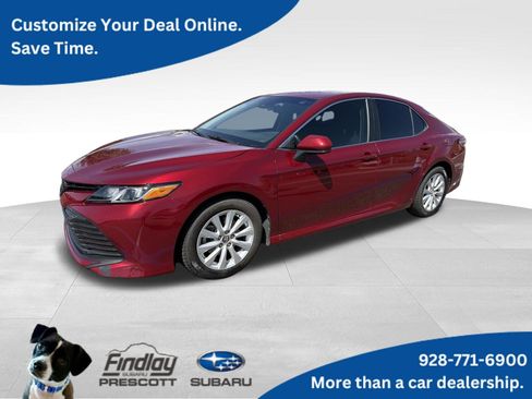 Used 2018 Toyota Camry LE FWD image 1
