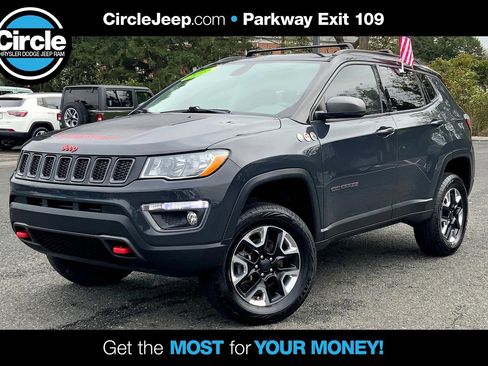 Used 2018 Jeep Compass Trailhawk w/ Navigation Group image 1