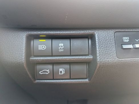 Used 2020 Toyota Avalon TRD image 14