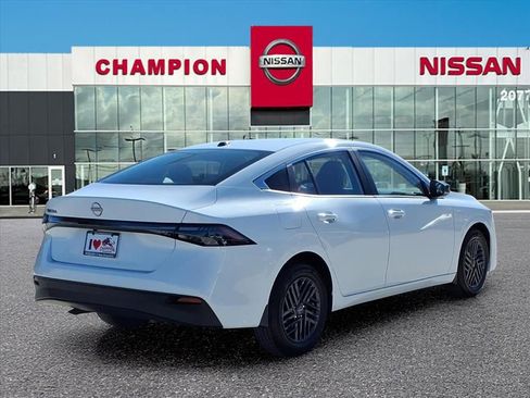 New 2026 Nissan Sentra SV w/ SV Convenience Package FWD image 7