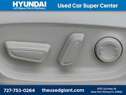 Used 2022 Toyota Camry LE FWD image 20
