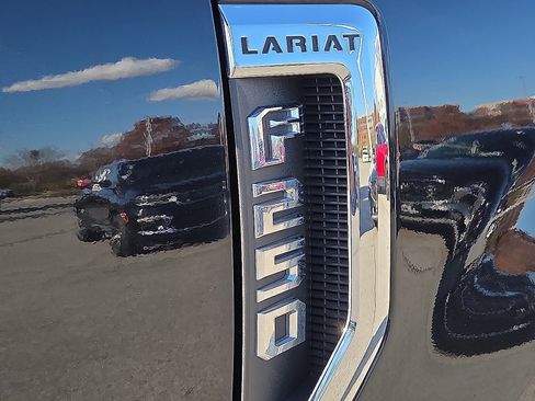 Used 2021 Ford F250 Lariat w/ Lariat Ultimate Package image 8