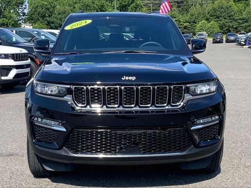Used 2024 Jeep Grand Cherokee Limited AWD/4WD image 3