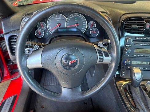Used 2008 Chevrolet Corvette Coupe w/ Preferred Equipment Group RWD image 17