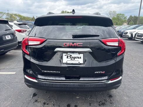 Used 2023 GMC Terrain AT4 w/ Tech Package AWD/4WD image 4