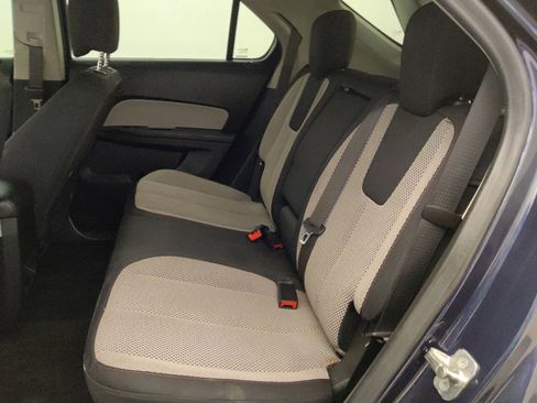 Used 2017 Chevrolet Equinox LS FWD image 18