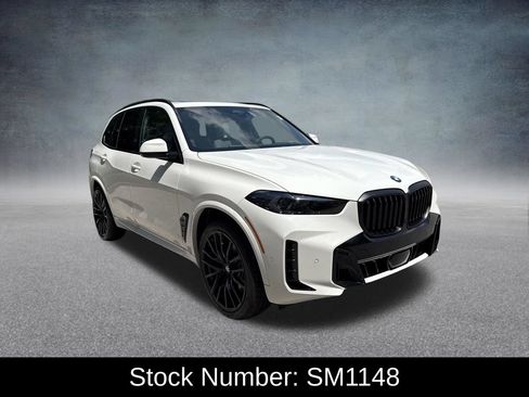 New 2026 BMW X5 xDrive40i w/ M Sport Package AWD/4WD image 7