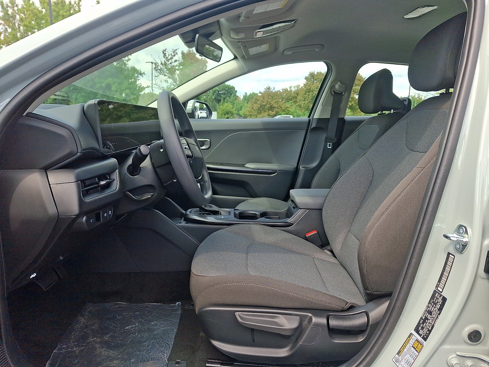 New 2026 Kia K4 FWD image 9