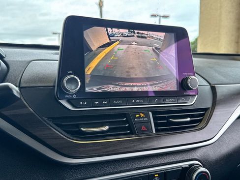 Used 2023 Nissan Altima 2.5 SV image 28