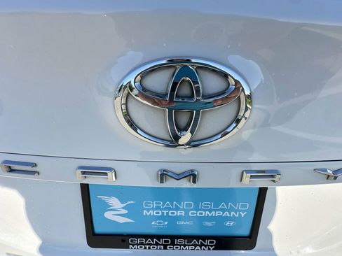 Used 2021 Toyota Camry LE FWD image 29