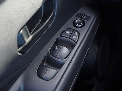 Certified 2024 Nissan Kicks S image 11