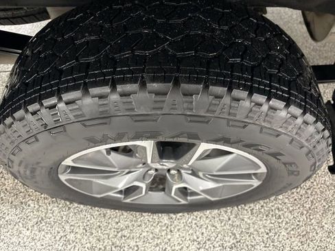 Used 2023 Chevrolet Silverado 1500 RST image 27