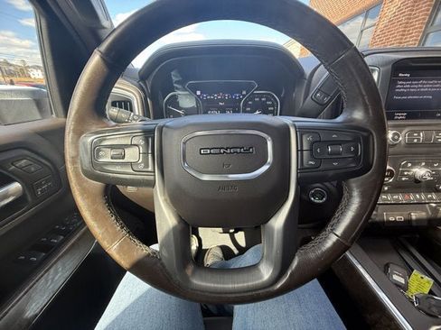 Used 2021 GMC Sierra 2500 Denali w/ Denali Ultimate Package image 22