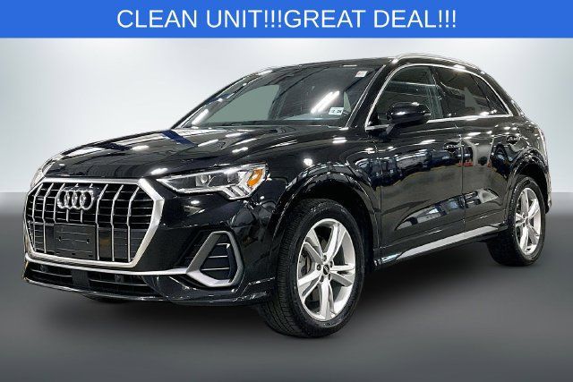 Used 2023 Audi Q3 2.0T Premium AWD/4WD image 2