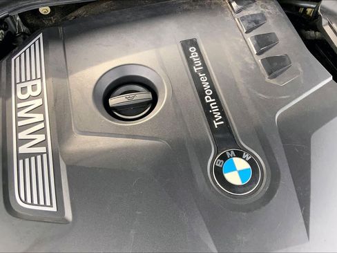 Used 2018 BMW 530i xDrive image 30