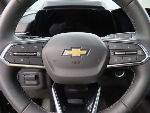 Used 2025 Chevrolet Suburban High Country image 61