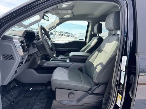 Used 2023 Ford F150 XLT w/ Trailer Tow Package image 14