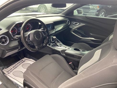 Used 2017 Chevrolet Camaro LT image 11
