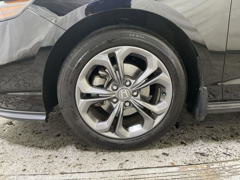 Certified 2023 Honda Accord EX image 10