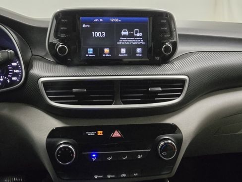Used 2019 Hyundai Tucson SE image 25