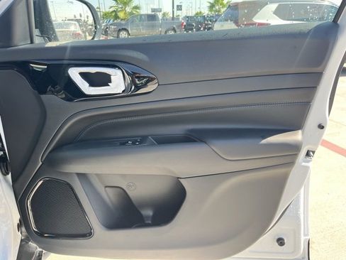 New 2026 Jeep Compass Limited image 21