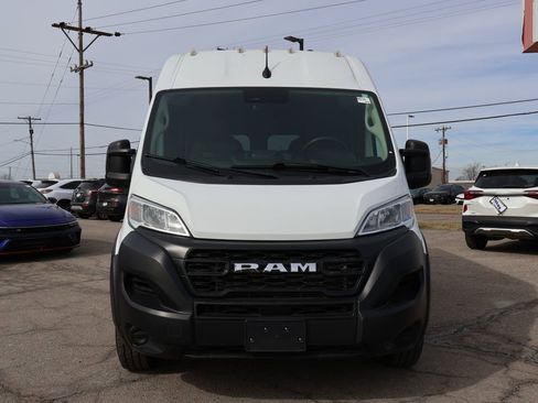 Used 2023 RAM ProMaster 2500 image 3