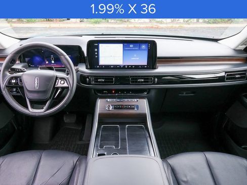 Certified 2025 Lincoln Aviator Reserve w/ Illumination Package AWD/4WD image 7