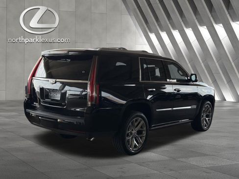 Used 2016 Cadillac Escalade Premium RWD image 6