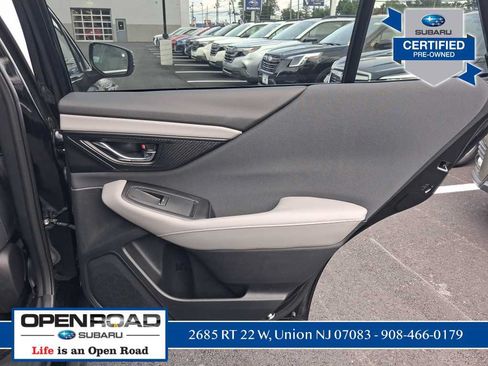 Used 2025 Subaru Outback Premium AWD/4WD image 14